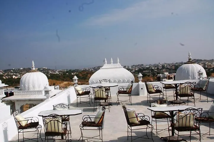 ***  Capital O Moti Mahal Hotel Udaipur India