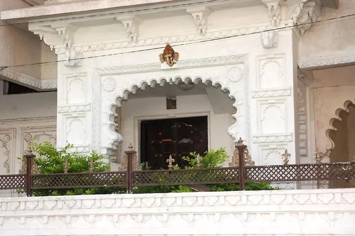 Capital O Moti Mahal Hotel Udaipur