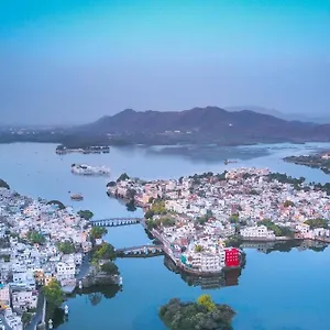 Oolala - Your House In The Center Of 民宿