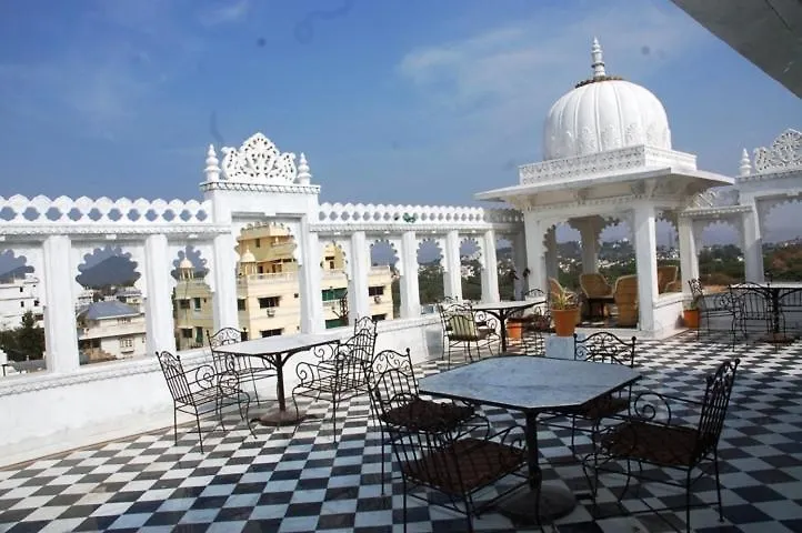 Capital O Moti Mahal Hotel Udaipur