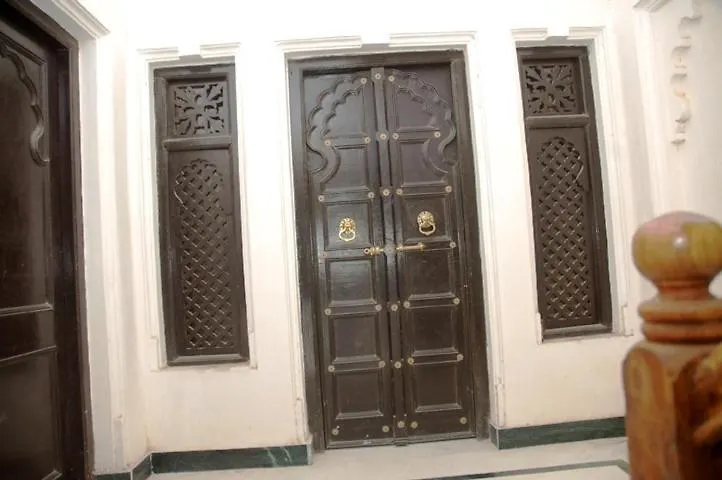 Capital O Moti Mahal Hotel Udaipur 3*,