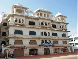 Capital O Moti Mahal Hotel Udaipur